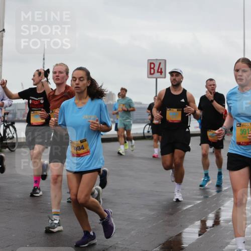 13.09.2026 - Kiel Lauf Andreas Tolksdorf http://msf.ph/oto/10402419 13.09.2026 11:01:25 Kiellinie 38, 934, 4, 9912 meine-sportfotos.de