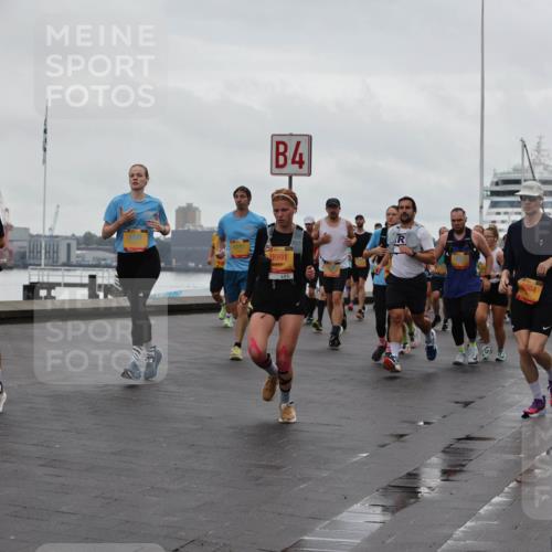 13.09.2026 - Kiel Lauf Andreas Tolksdorf http://msf.ph/oto/10402464 13.09.2026 11:01:29 Kiellinie 828, 4, 6281, 9991, 9964 meine-sportfotos.de