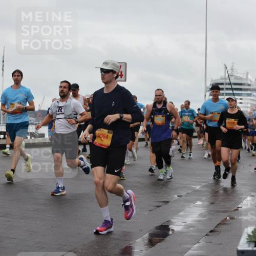 13.09.2026 - Kiel Lauf Andreas Tolksdorf http://msf.ph/oto/10402492 13.09.2026 11:01:30 Kiellinie 4, 38, 9991, 4, 40, 38, 9964, 6899, 2, 9982 meine-sportfotos.de