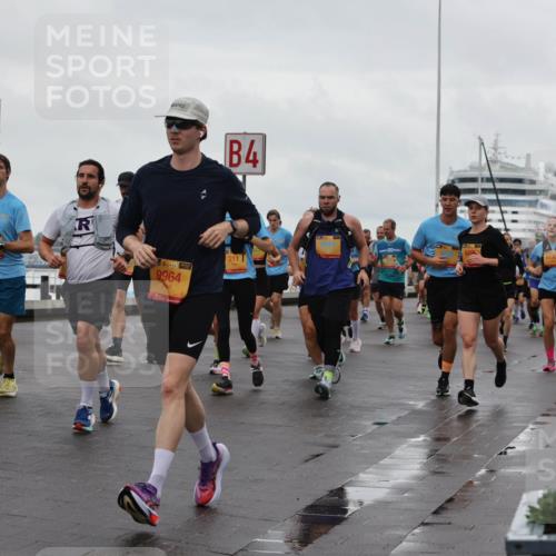 13.09.2026 - Kiel Lauf Andreas Tolksdorf http://msf.ph/oto/10402498 13.09.2026 11:01:31 Kiellinie 4, 39, 9964, 211, 9982 meine-sportfotos.de