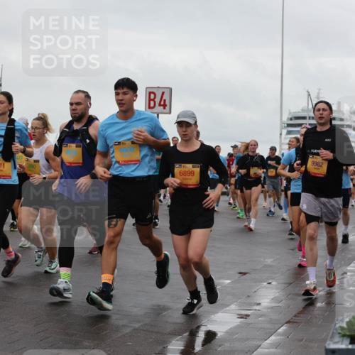 13.09.2026 - Kiel Lauf Andreas Tolksdorf http://msf.ph/oto/10402533 13.09.2026 11:01:32 Kiellinie 211, 423, 2090, 39, 4600, 4, 399, 6899, 9982, 5 meine-sportfotos.de