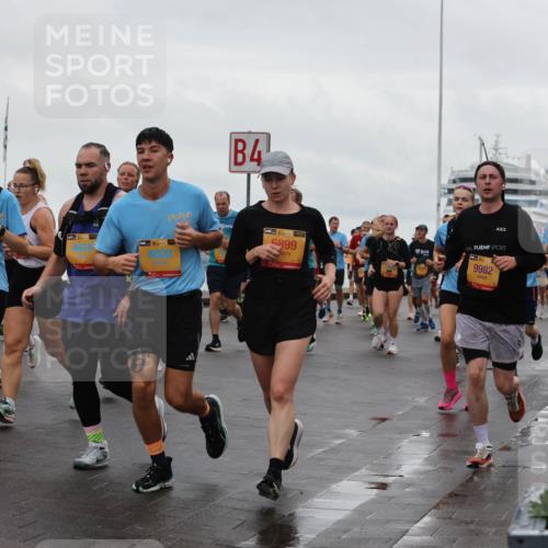 13.09.2026 - Kiel Lauf Andreas Tolksdorf http://msf.ph/oto/10402536 13.09.2026 11:01:33 Kiellinie 29, 211, 4, 5, 31, 4600, 38, 6899, 9982 meine-sportfotos.de