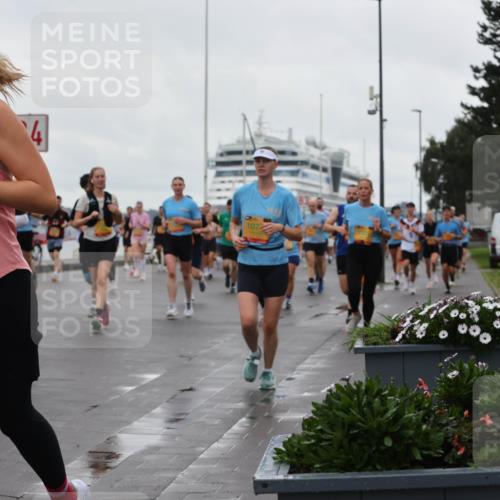 13.09.2026 - Kiel Lauf Andreas Tolksdorf http://msf.ph/oto/10402695 13.09.2026 11:02:03 Kiellinie 7637, 8657, 4, 1072 meine-sportfotos.de
