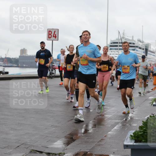 13.09.2026 - Kiel Lauf Andreas Tolksdorf http://msf.ph/oto/10402756 13.09.2026 11:02:15 Kiellinie 7272, 4, 4560, 2869, 9903 meine-sportfotos.de