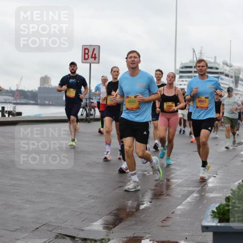 13.09.2026 - Kiel Lauf Andreas Tolksdorf http://msf.ph/oto/10402758 13.09.2026 11:02:15 Kiellinie 8430, 7272, 4, 39, 4560, 9903, 2869 meine-sportfotos.de