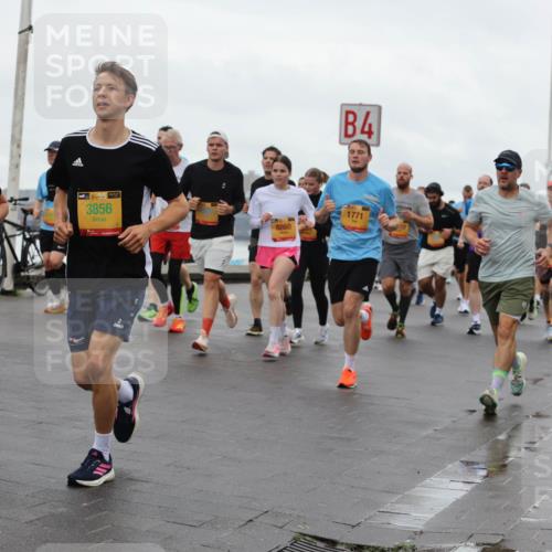 13.09.2026 - Kiel Lauf Andreas Tolksdorf http://msf.ph/oto/10402775 13.09.2026 11:02:19 Kiellinie 4, 83, 3856, 8860, 1771 meine-sportfotos.de