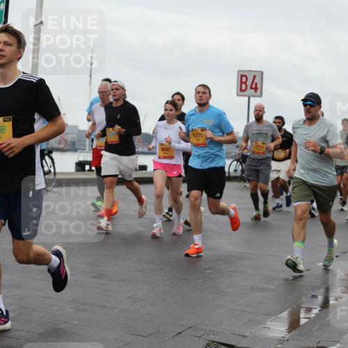 13.09.2026 - Kiel Lauf Andreas Tolksdorf http://msf.ph/oto/10402782 13.09.2026 11:02:19 Kiellinie 10429, 39, 3856, 8860, 1771, 4, 12518 meine-sportfotos.de