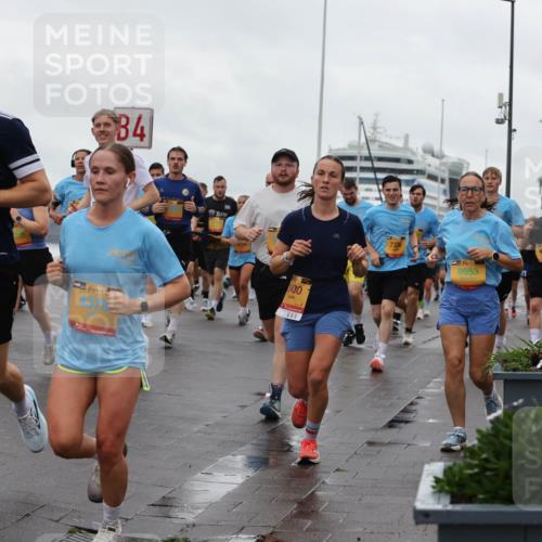 13.09.2026 - Kiel Lauf Andreas Tolksdorf http://msf.ph/oto/10402864 13.09.2026 11:02:24 Kiellinie 84, 39, 1, 38, 4378, 2400, 7336, 9953, 4134 meine-sportfotos.de