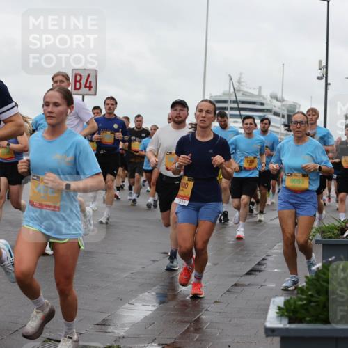 13.09.2026 - Kiel Lauf Andreas Tolksdorf http://msf.ph/oto/10402865 13.09.2026 11:02:25 Kiellinie 1, 4, 4378, 400, 7336, 1939, 9953, 4134 meine-sportfotos.de