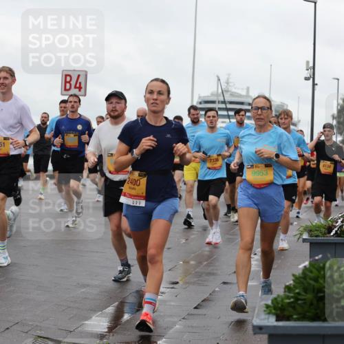 13.09.2026 - Kiel Lauf Andreas Tolksdorf http://msf.ph/oto/10402878 13.09.2026 11:02:25 Kiellinie 4, 7151, 2400, 999, 7336, 38, 9953, 4134 meine-sportfotos.de