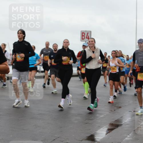 13.09.2026 - Kiel Lauf Andreas Tolksdorf http://msf.ph/oto/10402931 13.09.2026 11:02:38 Kiellinie 3, 48, 12731, 4, 8174 meine-sportfotos.de