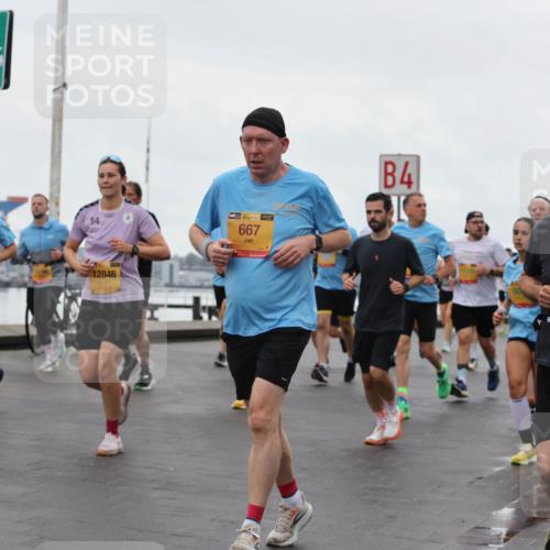 13.09.2026 - Kiel Lauf Andreas Tolksdorf http://msf.ph/oto/10402982 13.09.2026 11:03:00 Kiellinie 14, 667, 12846, 4, 38, 403 meine-sportfotos.de