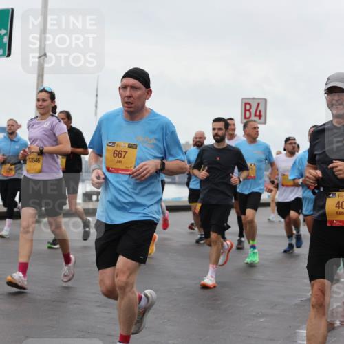 13.09.2026 - Kiel Lauf Andreas Tolksdorf http://msf.ph/oto/10402986 13.09.2026 11:03:00 Kiellinie 12846, 667, 38, 403 meine-sportfotos.de