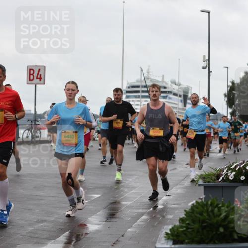 13.09.2026 - Kiel Lauf Andreas Tolksdorf http://msf.ph/oto/10403007 13.09.2026 11:03:03 Kiellinie 4653, 38, 8262, 4, 5443, 223, 3669, 4795 meine-sportfotos.de