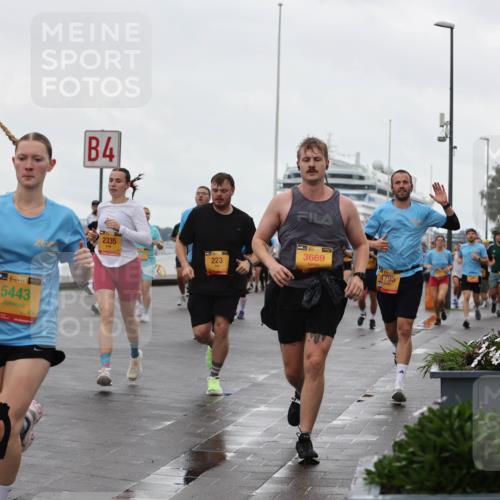 13.09.2026 - Kiel Lauf Andreas Tolksdorf http://msf.ph/oto/10403024 13.09.2026 11:03:04 Kiellinie 59707, 38, 5443, 4, 2335, 3669, 14, 223, 4795 meine-sportfotos.de