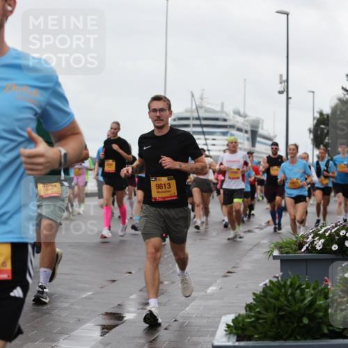 13.09.2026 - Kiel Lauf Andreas Tolksdorf http://msf.ph/oto/10403121 13.09.2026 11:03:11 Kiellinie 4040, 38, 9813, 10671 meine-sportfotos.de