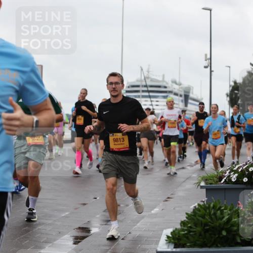 13.09.2026 - Kiel Lauf Andreas Tolksdorf http://msf.ph/oto/10403122 13.09.2026 11:03:11 Kiellinie 403, 38, 9813 meine-sportfotos.de