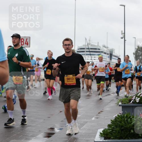 13.09.2026 - Kiel Lauf Andreas Tolksdorf http://msf.ph/oto/10403125 13.09.2026 11:03:11 Kiellinie 4849, 4, 1040, 38, 9813, 10671 meine-sportfotos.de