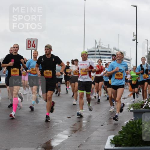 13.09.2026 - Kiel Lauf Andreas Tolksdorf http://msf.ph/oto/10403135 13.09.2026 11:03:13 Kiellinie 5303, 8040, 4, 6664, 38, 10973, 3999, 10671, 6471, 11436 meine-sportfotos.de