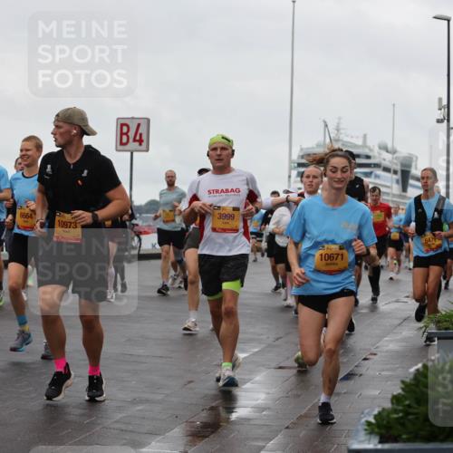 13.09.2026 - Kiel Lauf Andreas Tolksdorf http://msf.ph/oto/10403158 13.09.2026 11:03:14 Kiellinie 8040, 6664, 339, 10973, 4, 3999, 4, 39, 10671, 6477, 11436 meine-sportfotos.de