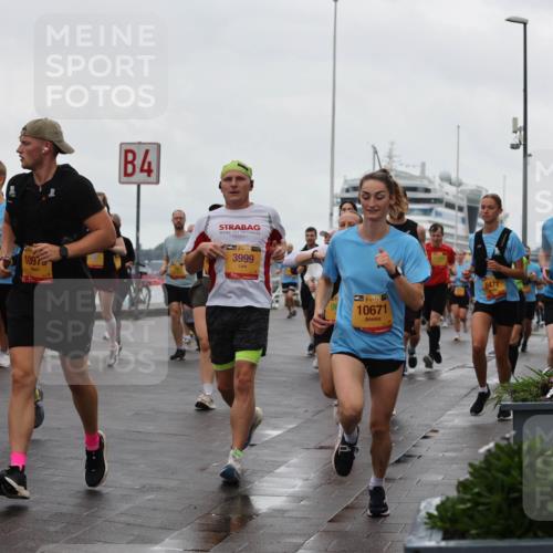 13.09.2026 - Kiel Lauf Andreas Tolksdorf http://msf.ph/oto/10403162 13.09.2026 11:03:14 Kiellinie 39, 8040, 1097, 4, 1, 39, 3999, 38, 10671, 6477, 11436 meine-sportfotos.de