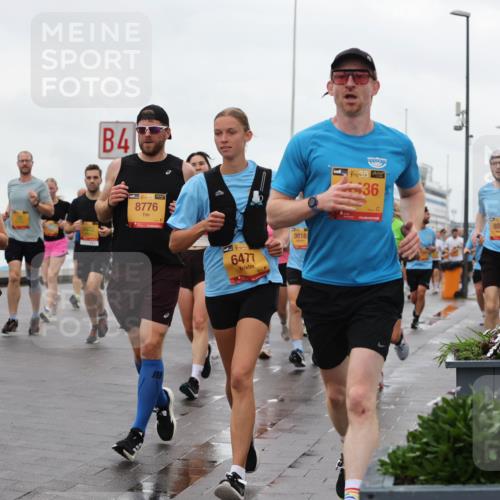 13.09.2026 - Kiel Lauf Andreas Tolksdorf http://msf.ph/oto/10403188 13.09.2026 11:03:16 Kiellinie 1, 38, 6531, 4872, 4, 8776, 38, 6477, 3818, 38, 36, 8874 meine-sportfotos.de