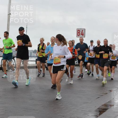 13.09.2026 - Kiel Lauf Andreas Tolksdorf http://msf.ph/oto/10403302 13.09.2026 11:03:25 Kiellinie 120, 4, 4593, 3472, 4955, 3011 meine-sportfotos.de