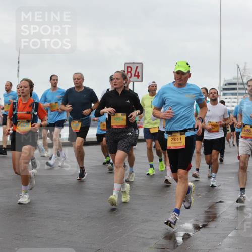 13.09.2026 - Kiel Lauf Andreas Tolksdorf http://msf.ph/oto/10403328 13.09.2026 11:03:26 Kiellinie 84, 3, 38, 4955, 2609, 6465, 3011, 9812 meine-sportfotos.de