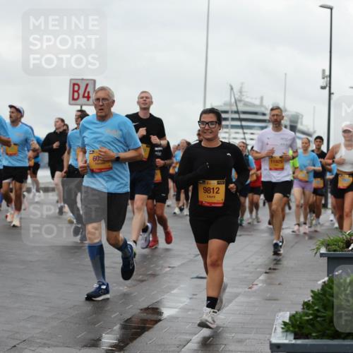 13.09.2026 - Kiel Lauf Andreas Tolksdorf http://msf.ph/oto/10403379 13.09.2026 11:03:30 Kiellinie 4, 60, 1, 387, 9812, 11925 meine-sportfotos.de
