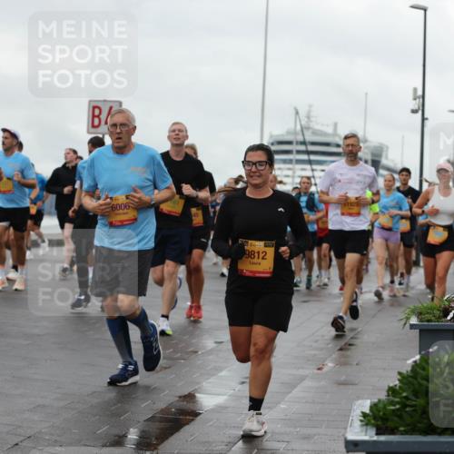 13.09.2026 - Kiel Lauf Andreas Tolksdorf http://msf.ph/oto/10403382 13.09.2026 11:03:30 Kiellinie 11324, 39, 6006, 161, 38, 9812, 11925 meine-sportfotos.de