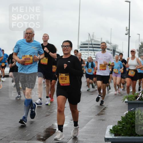 13.09.2026 - Kiel Lauf Andreas Tolksdorf http://msf.ph/oto/10403386 13.09.2026 11:03:30 Kiellinie 11324, 38, 006, 7161, 845, 38, 9812, 11925 meine-sportfotos.de