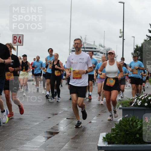 13.09.2026 - Kiel Lauf Andreas Tolksdorf http://msf.ph/oto/10403402 13.09.2026 11:03:31 Kiellinie 38, 7161, 2845, 4, 11665, 38, 11925 meine-sportfotos.de