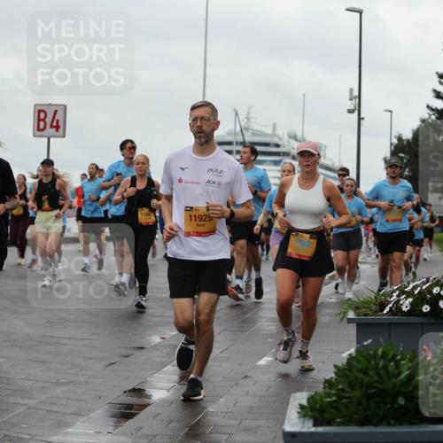 13.09.2026 - Kiel Lauf Andreas Tolksdorf http://msf.ph/oto/10403412 13.09.2026 11:03:32 Kiellinie 4, 138, 38, 7161, 2845, 1166, 11925 meine-sportfotos.de