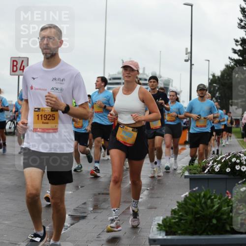 13.09.2026 - Kiel Lauf Andreas Tolksdorf http://msf.ph/oto/10403428 13.09.2026 11:03:32 Kiellinie 4, 38, 11925, 38, 7582, 710 meine-sportfotos.de