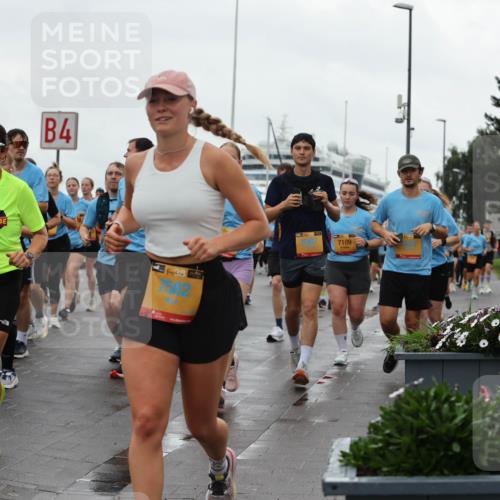 13.09.2026 - Kiel Lauf Andreas Tolksdorf http://msf.ph/oto/10403450 13.09.2026 11:03:33 Kiellinie 4, 2529, 38, 7582, 7109 meine-sportfotos.de