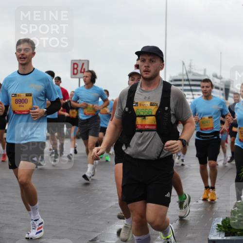 13.09.2026 - Kiel Lauf Andreas Tolksdorf http://msf.ph/oto/10403498 13.09.2026 11:03:45 Kiellinie 38, 8900, 4, 48, 6566, 9241, 5728 meine-sportfotos.de