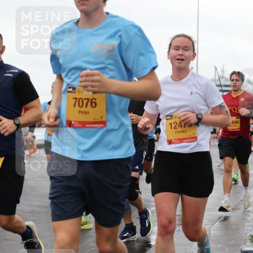 13.09.2026 - Kiel Lauf Andreas Tolksdorf http://msf.ph/oto/10403557 13.09.2026 11:03:50 Kiellinie 7076, 12475, 646, 8957 meine-sportfotos.de