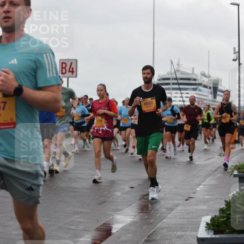 13.09.2026 - Kiel Lauf Andreas Tolksdorf http://msf.ph/oto/10403587 13.09.2026 11:03:53 Kiellinie 38, 8957, 4, 3759, 10, 8928 meine-sportfotos.de