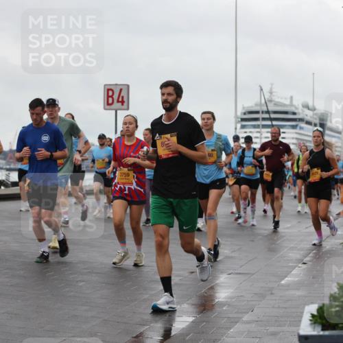 13.09.2026 - Kiel Lauf Andreas Tolksdorf http://msf.ph/oto/10403589 13.09.2026 11:03:54 Kiellinie 4, 6389, 3759 meine-sportfotos.de
