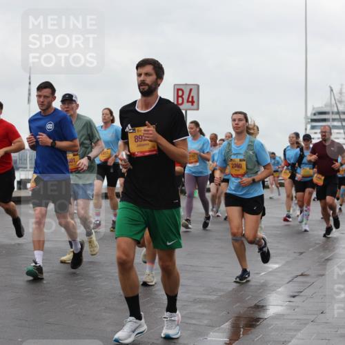 13.09.2026 - Kiel Lauf Andreas Tolksdorf http://msf.ph/oto/10403604 13.09.2026 11:03:54 Kiellinie 6389, 601, 1453, 892, 4, 3182, 2760, 88 meine-sportfotos.de
