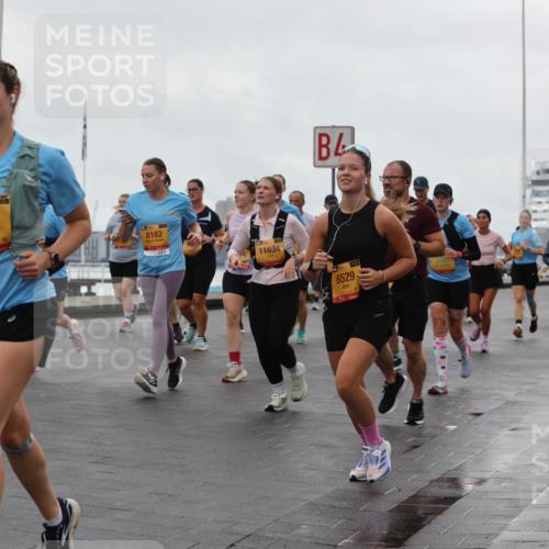 13.09.2026 - Kiel Lauf Andreas Tolksdorf http://msf.ph/oto/10403635 13.09.2026 11:03:56 Kiellinie 1, 38, 2760, 8182, 11634, 6529, 2445, 80 meine-sportfotos.de