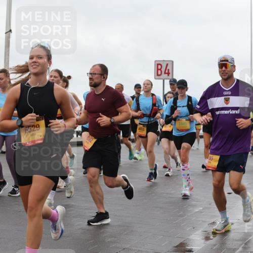 13.09.2026 - Kiel Lauf Andreas Tolksdorf http://msf.ph/oto/10403658 13.09.2026 11:03:57 Kiellinie 3, 2723, 8, 6529, 8562, 4, 3653, 2445, 80, 6343, 3 meine-sportfotos.de