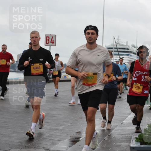 13.09.2026 - Kiel Lauf Andreas Tolksdorf http://msf.ph/oto/10403741 13.09.2026 11:04:01 Kiellinie 7067, 38, 6343, 4, 38, 7607, 23, 7236 meine-sportfotos.de