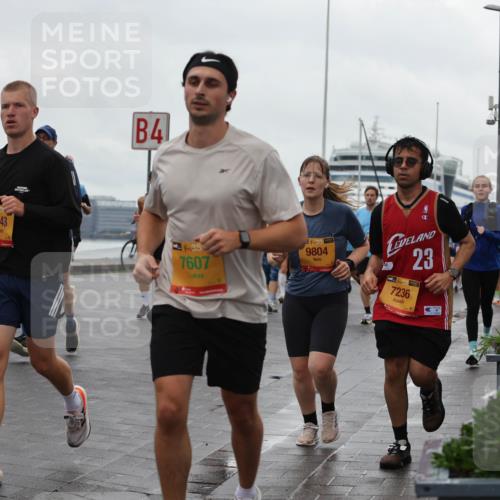 13.09.2026 - Kiel Lauf Andreas Tolksdorf http://msf.ph/oto/10403749 13.09.2026 11:04:02 Kiellinie 4, 39, 6343, 39, 7607, 39, 9804, 7236, 23 meine-sportfotos.de