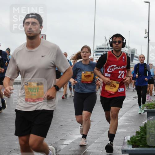 13.09.2026 - Kiel Lauf Andreas Tolksdorf http://msf.ph/oto/10403755 13.09.2026 11:04:02 Kiellinie 39, 6343, 38, 7607, 38, 9804, 736, 23, 38, 236 meine-sportfotos.de