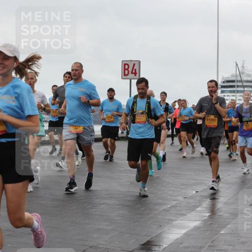 13.09.2026 - Kiel Lauf Andreas Tolksdorf http://msf.ph/oto/10403821 13.09.2026 11:04:07 Kiellinie 4, 12158, 1072, 11891, 12231, 12116 meine-sportfotos.de