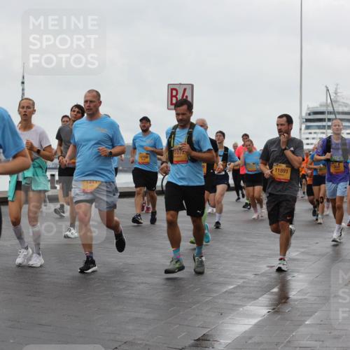 13.09.2026 - Kiel Lauf Andreas Tolksdorf http://msf.ph/oto/10403824 13.09.2026 11:04:08 Kiellinie 7793, 1072, 12158, 11891, 12231 meine-sportfotos.de