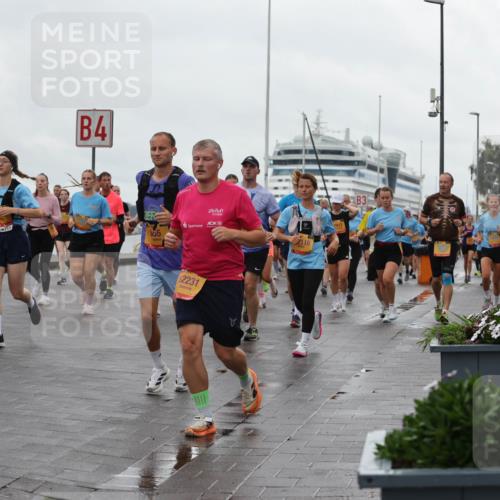 13.09.2026 - Kiel Lauf Andreas Tolksdorf http://msf.ph/oto/10403854 13.09.2026 11:04:09 Kiellinie 39, 11891, 4, 355, 12231, 2116, 3 meine-sportfotos.de