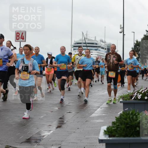 13.09.2026 - Kiel Lauf Andreas Tolksdorf http://msf.ph/oto/10403885 13.09.2026 11:04:11 Kiellinie 4, 35, 768, 10649, 38, 12116, 3 meine-sportfotos.de