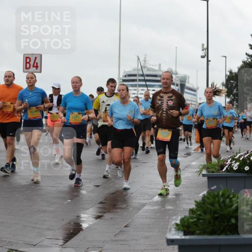 13.09.2026 - Kiel Lauf Andreas Tolksdorf http://msf.ph/oto/10403906 13.09.2026 11:04:12 Kiellinie 12116, 3899, 9032, 4, 6609, 10649, 8289 meine-sportfotos.de